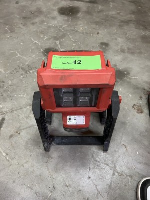 Bild LOS 42 - Akku-LED-Baustrahler, Fab. Hilti Typ SL 6-A22, 4-LED Panel, schwenkbar, inkl. Akku